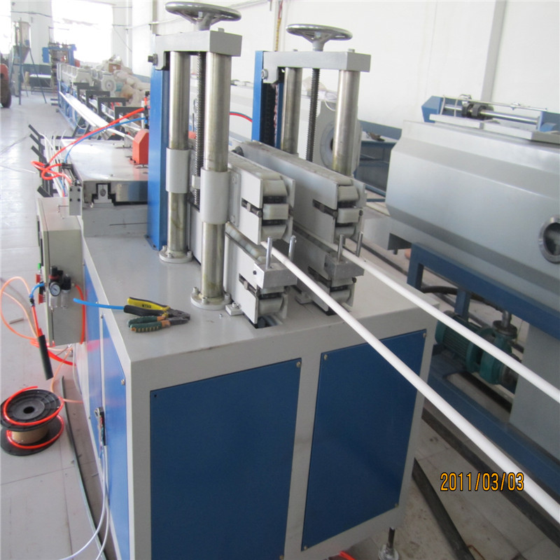 Linha de produção de tubos Upvc
